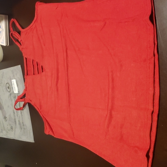 ♥️New boutique Wine red ladder tank - Picture 7 of 9
